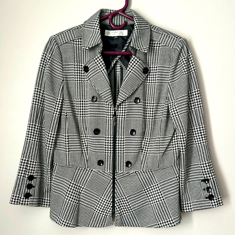 Tahari houndstooth black-and-white jacket size 10